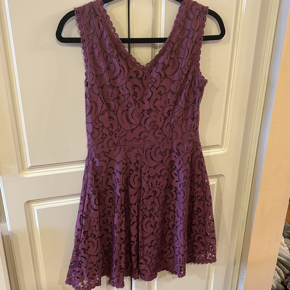 dress - Picture 2 of 3